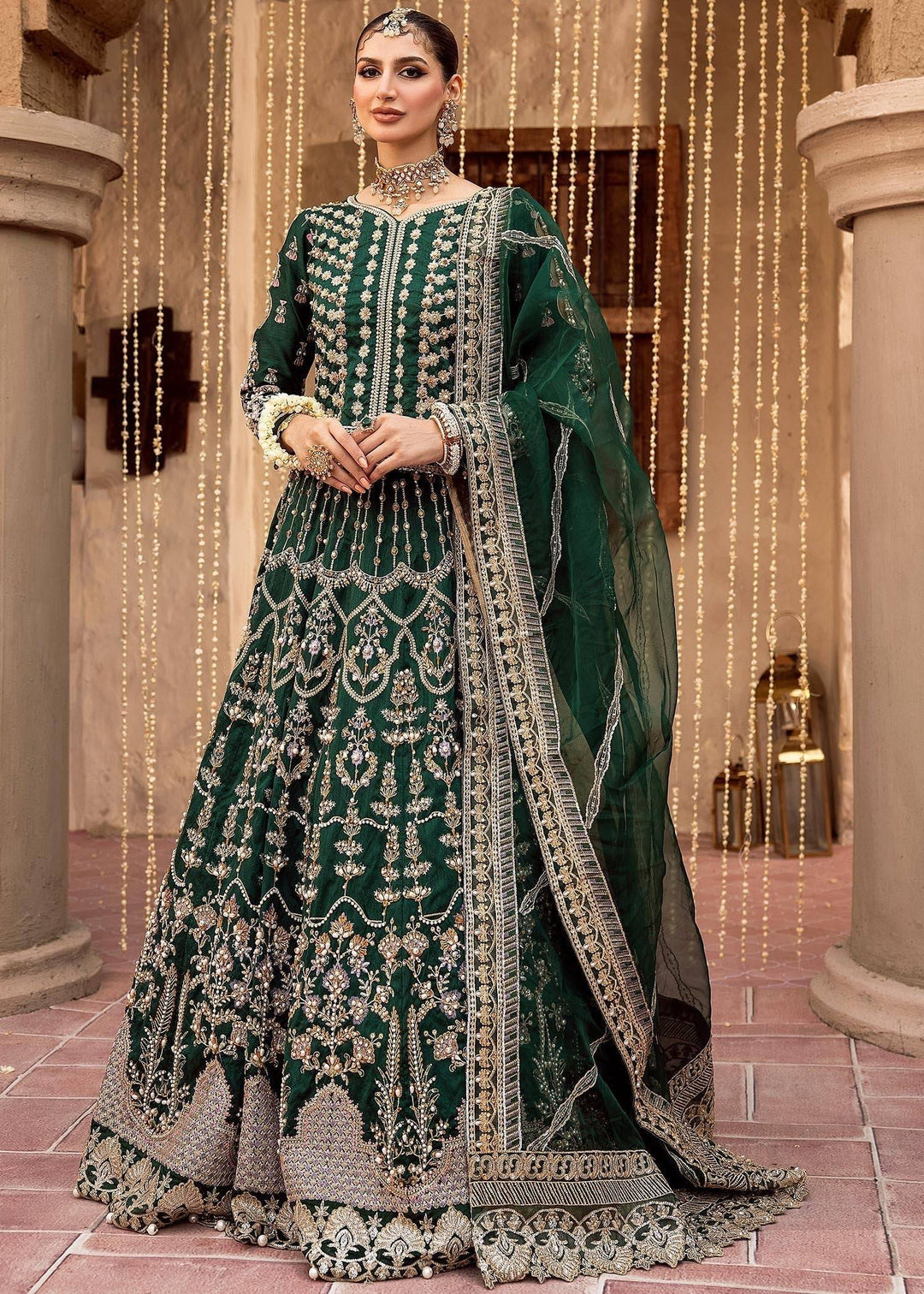 Wedding Gown for Indian Bride - Elegant and Traditional Rangreza Wedding Gown for Indian Bride - Elegant and Traditional Rangreza