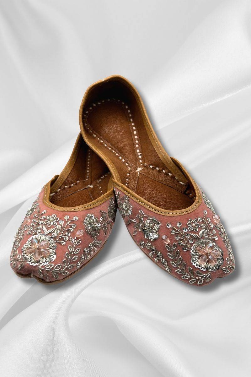 Nawab Pink Jutti - Ladies Khussa Pakistan in blush velvet with intricate silver embroidery, ideal for weddings or festive wear.