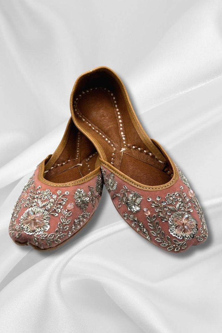 Nawab Pink Jutti - Ladies Khussa Pakistan in blush velvet with intricate silver embroidery, ideal for weddings or festive wear.