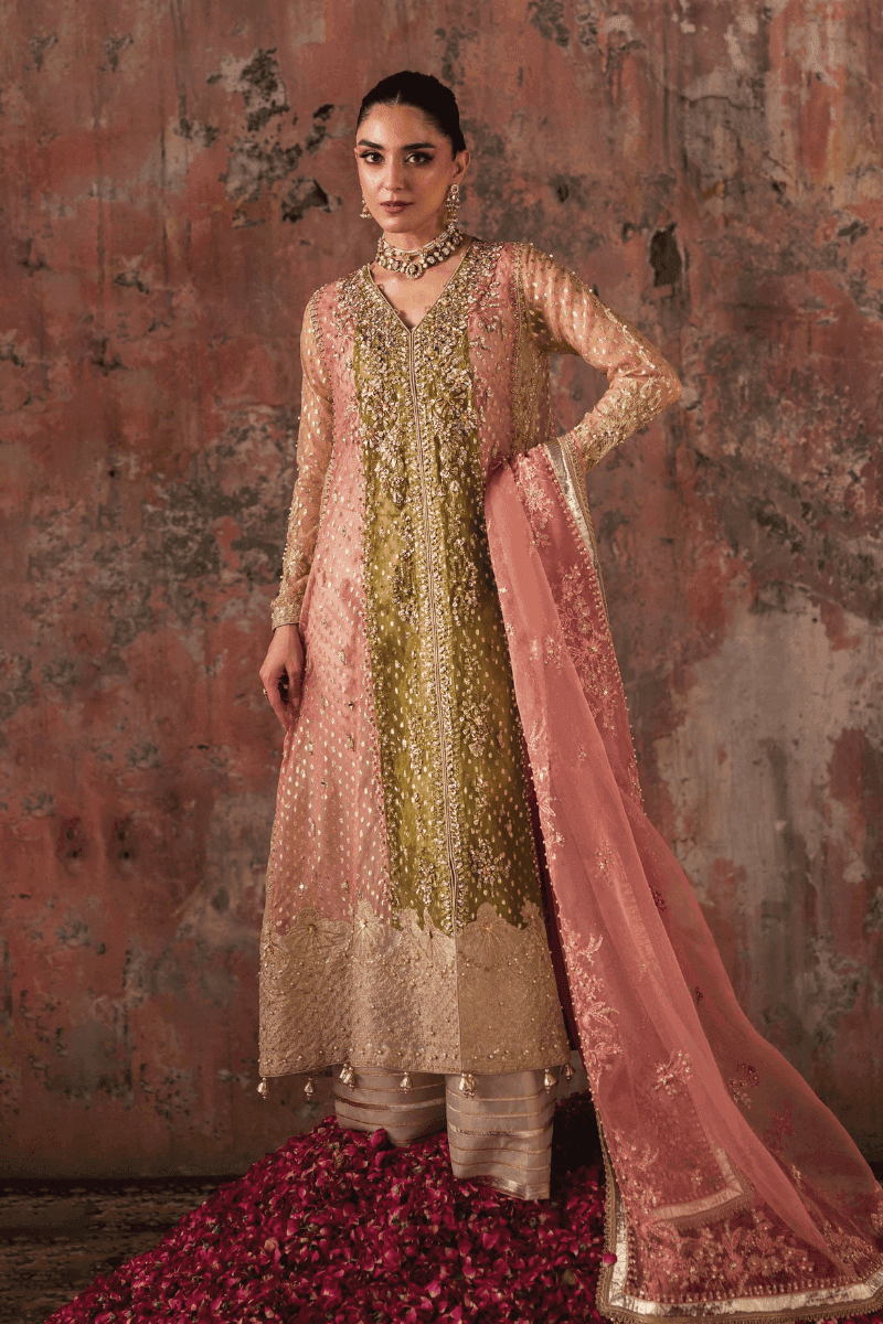 RANGREZA AL-4269 PHOOL Pakistani mehndi outfit with organza shirt, naqshi embroidery, and masoori dupatta in pink and olive tones.