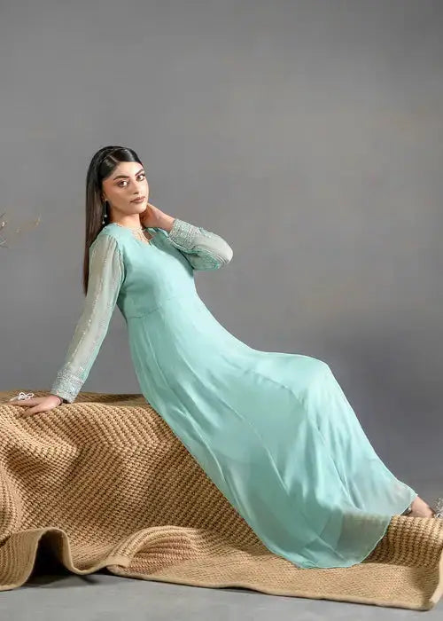 Rangreza Chiffon 2 Piece in green with flared top and straight trouser for casual wear