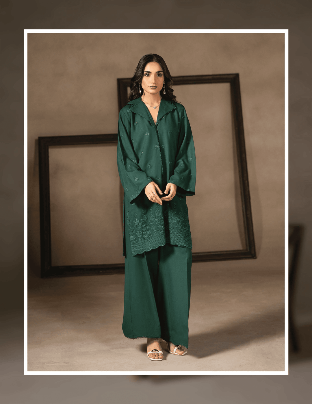 RANGREZA EA-49-3804 Pakistani women two piece in deep green with embroidered straight kurta and matching trousers, ideal for daily winter wear.