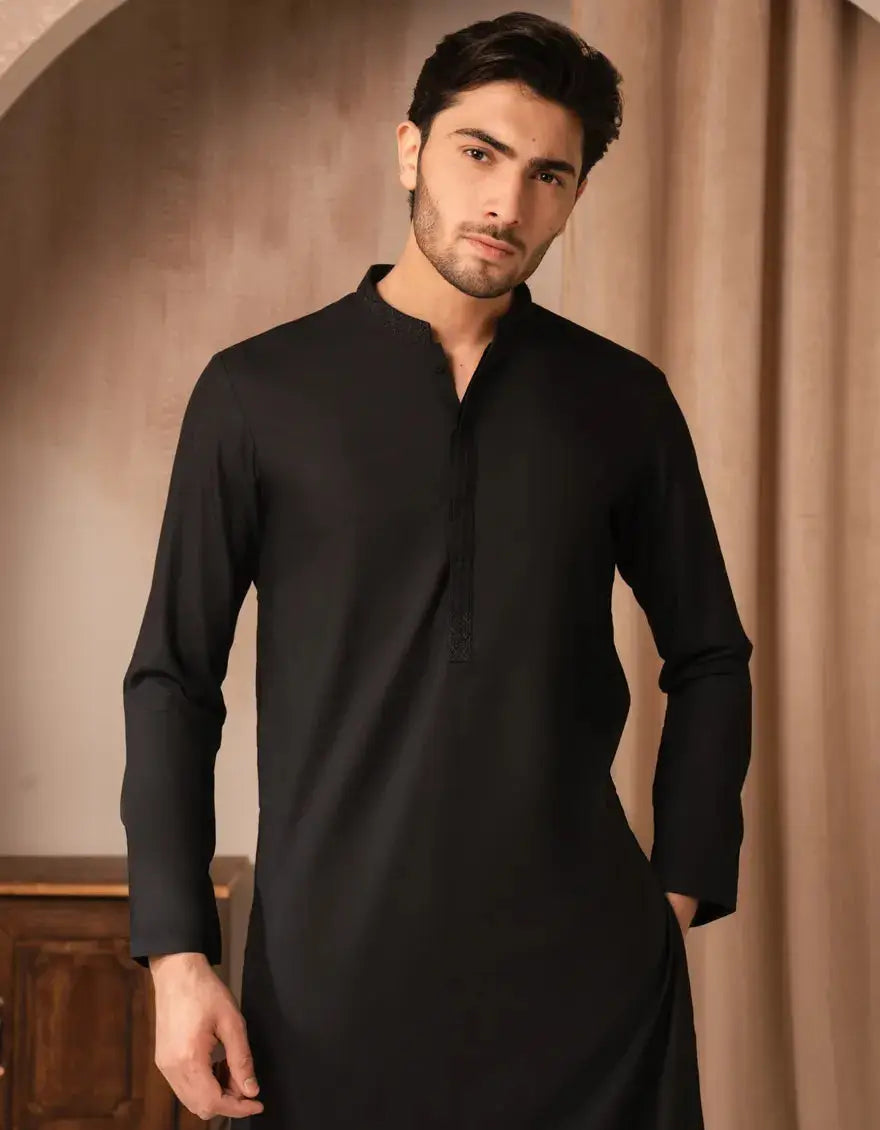 Black Blended Kurta - Men Semi-Formal Regular Fit