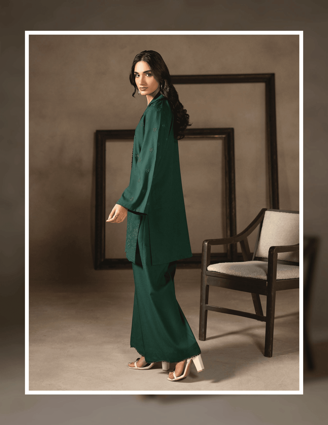 Side view of RANGREZA EA-49-3804 green two piece set with embroidered kurta and trousers, perfect for elegant daily wear in colder seasons.