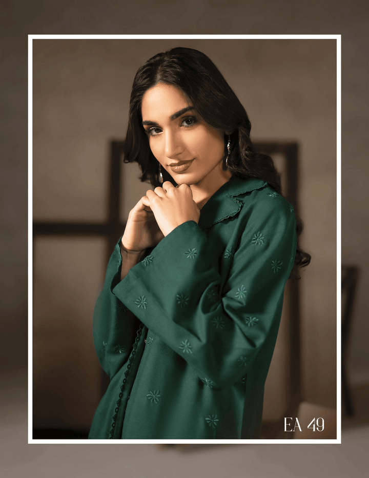 Close-up of RANGREZA EA-49-3804 green embroidered kurta showcasing fine detailing and soft fabric, part of a Pakistani women’s winter two piece set.