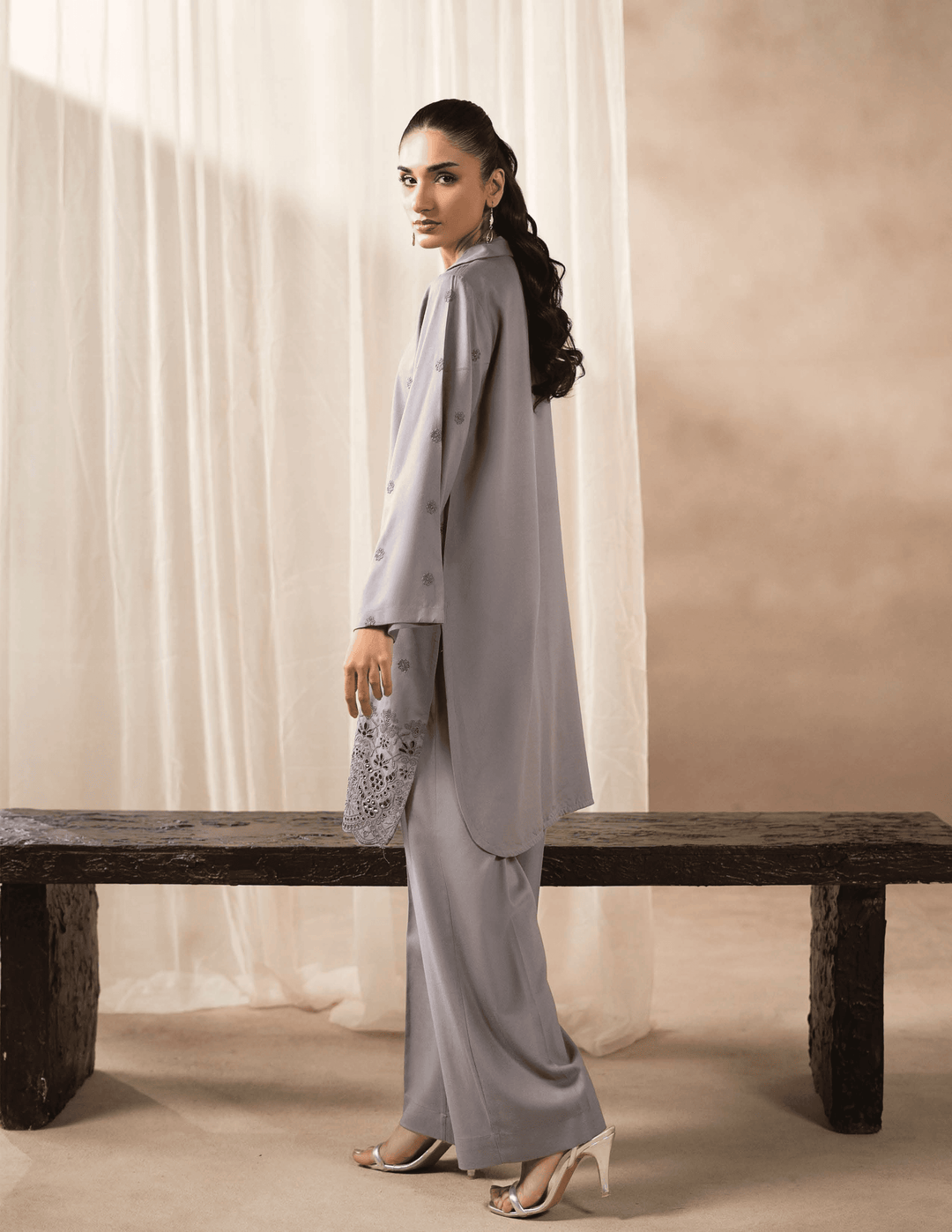 Back view of RANGREZA EA-44-38 grey embroidered Dhanak kurta set, showcasing relaxed fit and winter-ready fabric from Pakistani clothing store.