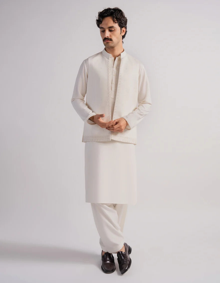 off white formal suit with waistcoat | JJKSVCA50567-20