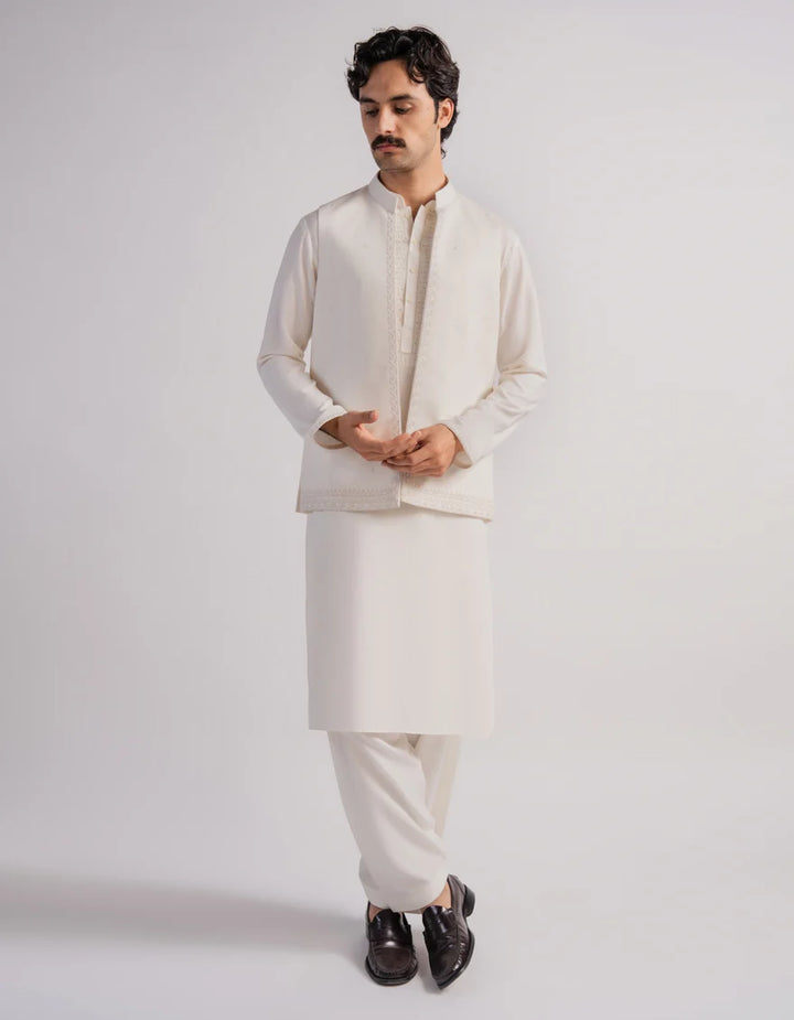 off white formal suit with waistcoat | JJKSVCA50567-20