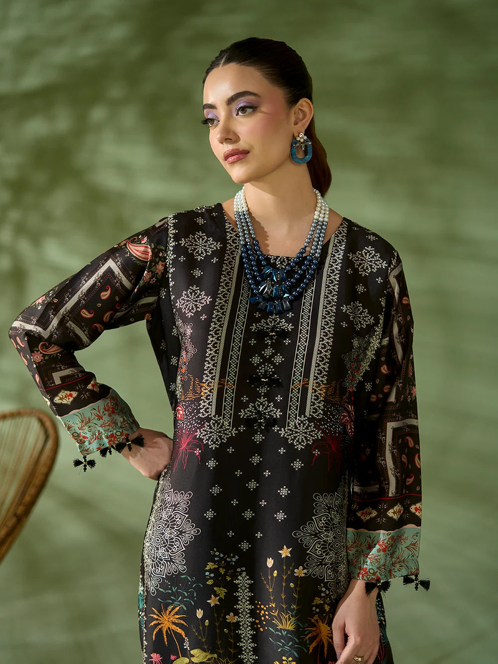 Rangreza Black Printed Silk 2-Piece Kaftan – EA-85-04