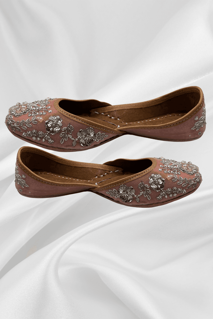 Side profile of Nawab Pink Jutti showcasing detailed silver threadwork on velvet, a luxurious flat shoe from Khussa Pakistan.