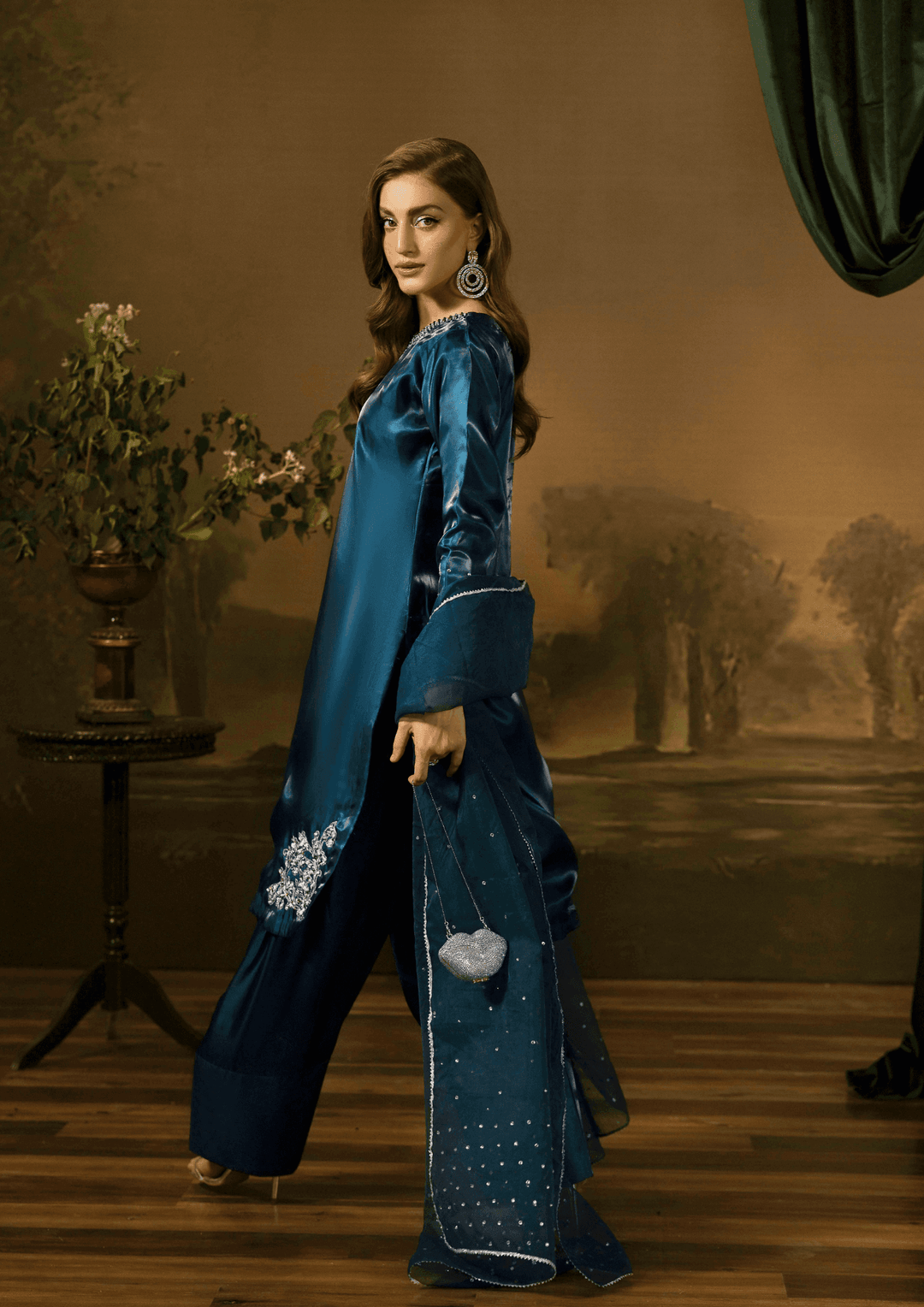 silk embroidered dress pakistani Beautiful embroidered silk suit , Pakistani dress designs 2023