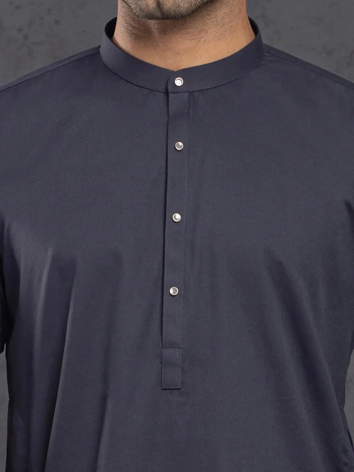 Navy blue kurta with mandarin collar and button placket for men