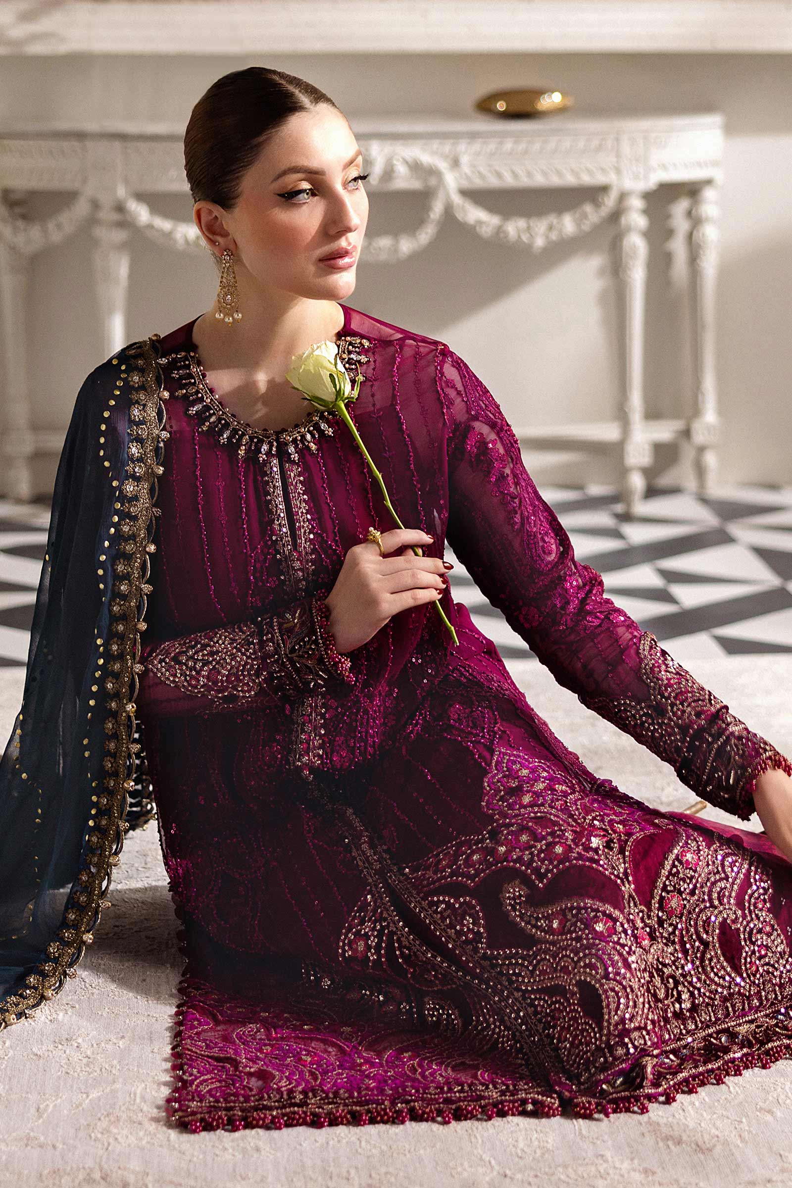 スーツ・フォーマル・ドレス Pakistani Embroidered Dress 3-Piece 3 Piece Chiffon Suit - Pakistani Garments Online | Velvet, Chiffon