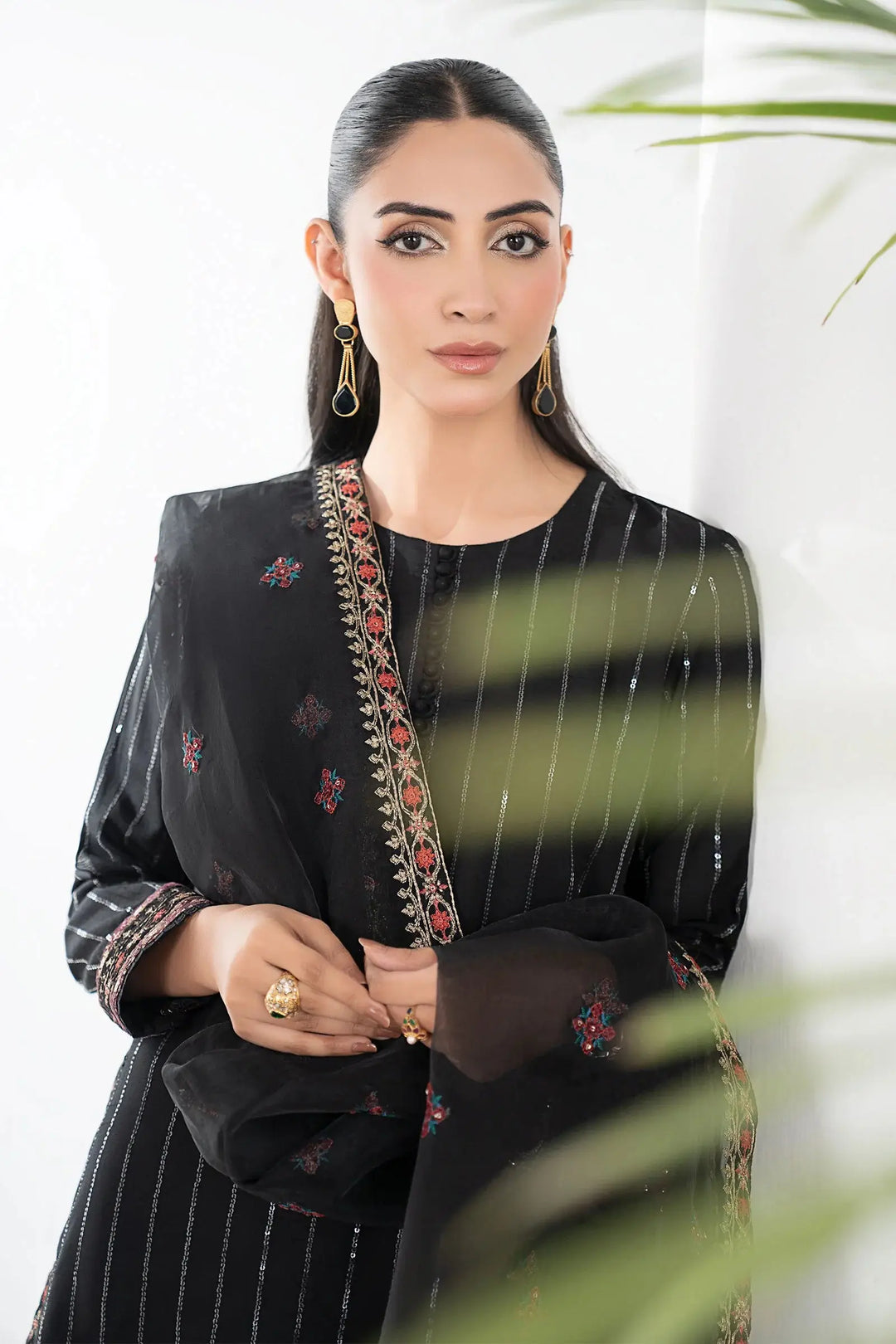 3 Piece Embroidered Linen Suit close-up