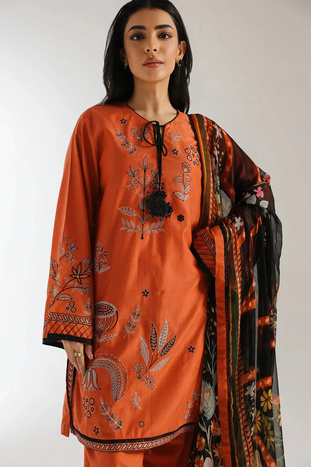 Ethnic 3 Piece E3088 - Farshi Shalwar Pakistani