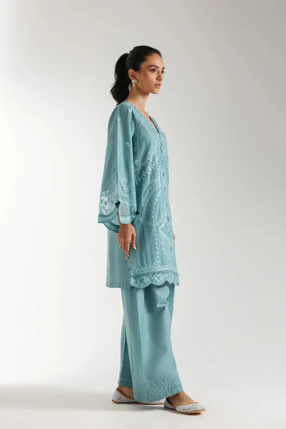 Pakistani Casual Wear | Shalwar Kameez, Dupatta & Dresses Rangreza Pakistani Casual Wear | Shalwar Kameez, Dupatta & Dresses Rangreza