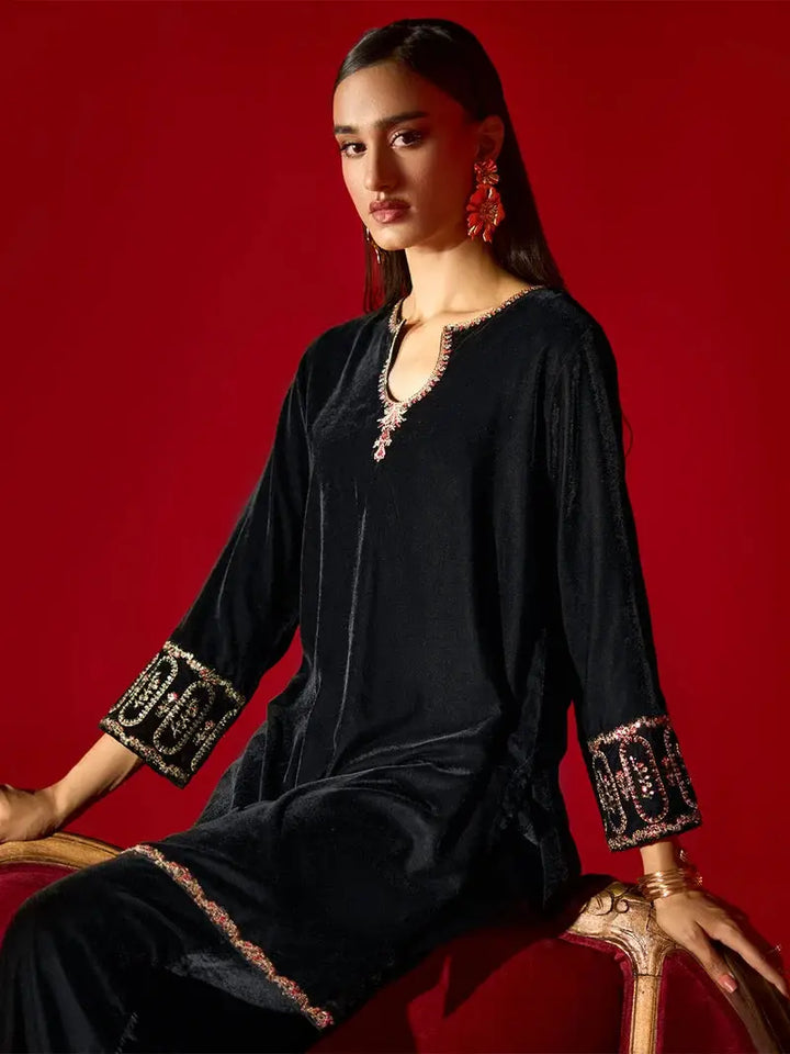 VELVET BLACK | EA-35-05 - view 5