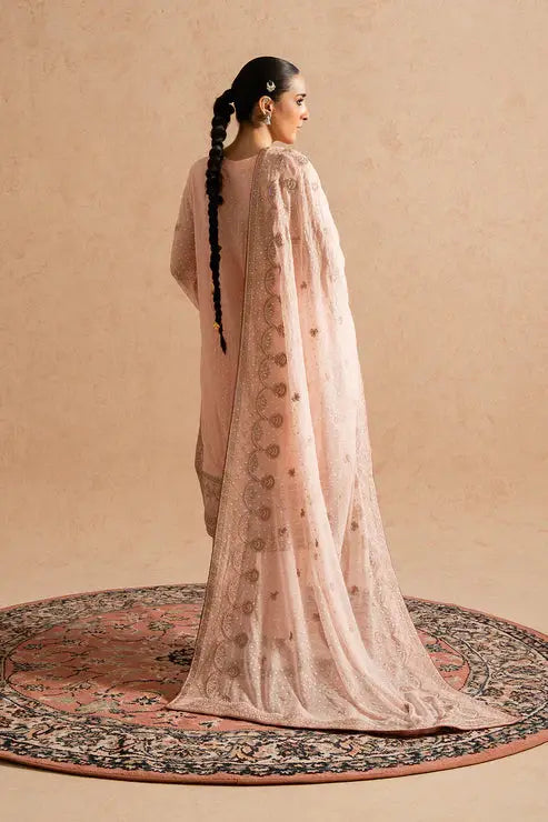 Back view of MARYUM AND MARIA Nuray embroidered chiffon 3 piece dress with detailed organza dupatta in soft tea pink for women.