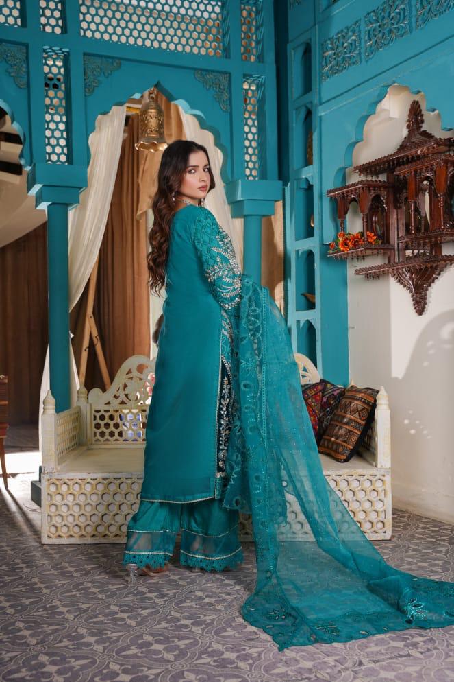 Back view of RANGREZA SAJNI 3314 Pakistani dress