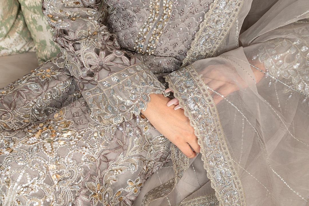 Detailed embroidery on sleeve and dupatta of RANGREZA SAJNI RS-3528-1300 in grey organza. Premium Pakistani designer apparel.