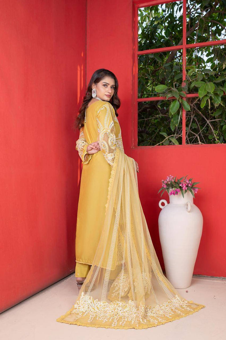 Back view of RANGREZA SAJNI RS-3503-1200 Pakistani dress featuring plain yellow shirt with embroidered sleeves and matching dupatta.
