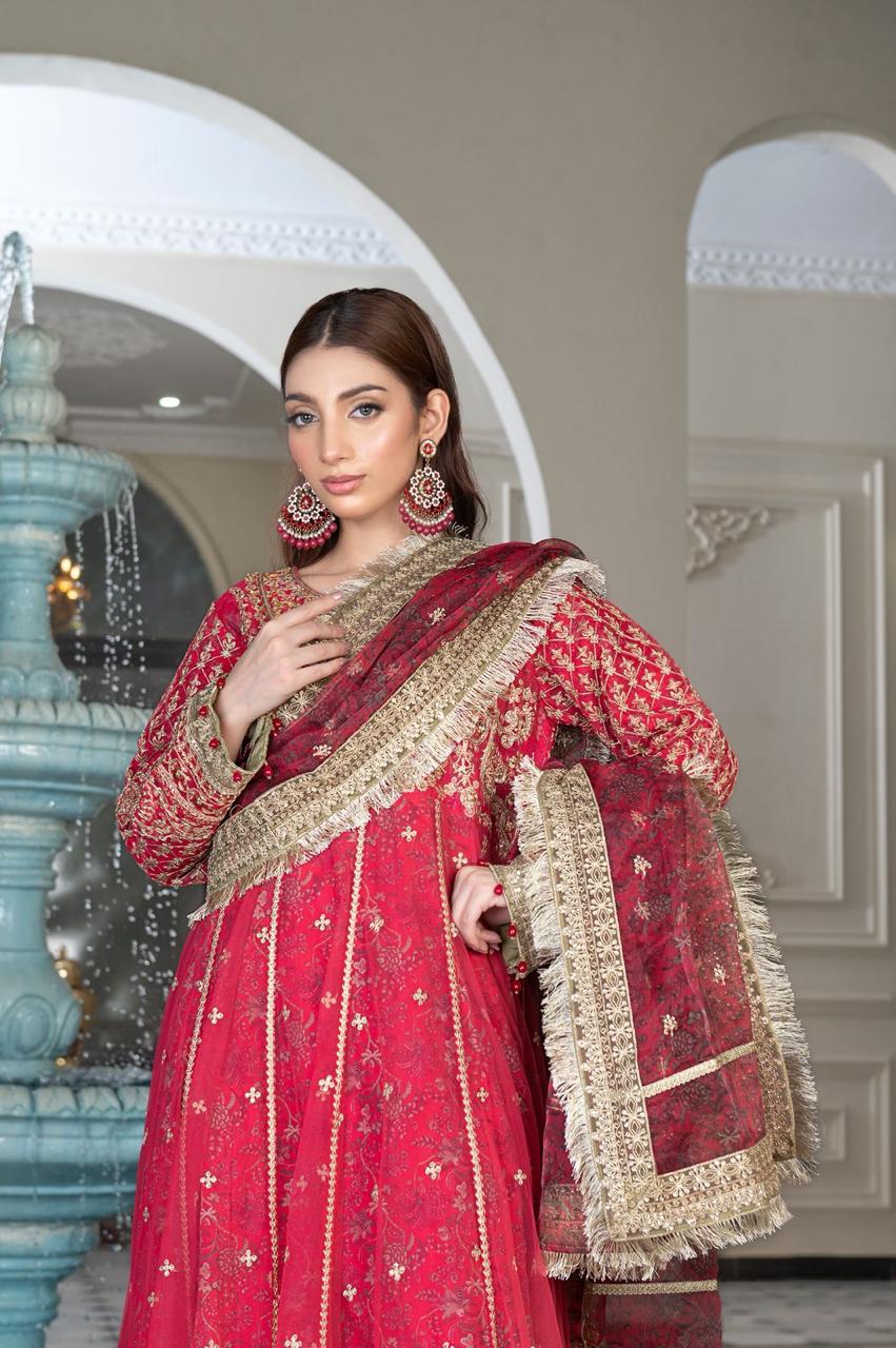 Close-up of RANGREZA SAJNI - Pakistani Outfits | Pink Long Frock Set highlighting neckline embroidery and dupatta embellishments for luxury festive wear.