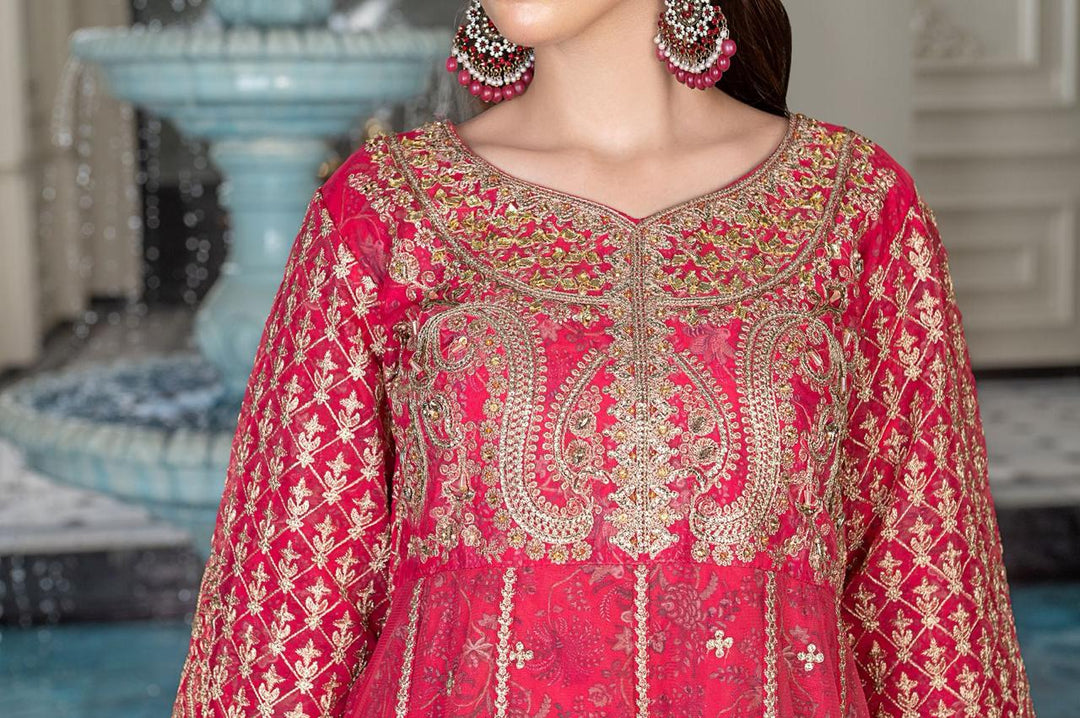 Detailed embroidery on neckline of RANGREZA SAJNI - Pakistani Outfits | Pink Long Frock Set showcasing luxury pret craftsmanship in traditional clothing.