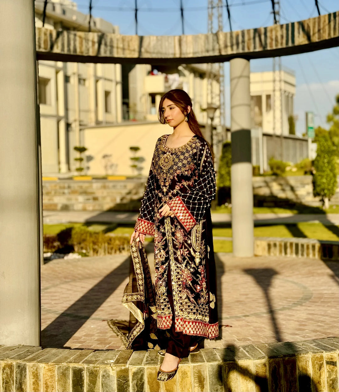 RANGREZA RANGREZA READY TO WEAR FORMAL DRESS | AL-3895-11 SHIRT BOTTON AND DUPATTA RANGREZA USA 7327625425 United States S Black Lawn S / Black / Lawn M / Black / Lawn L / Black / Lawn XL / Black / Lawn