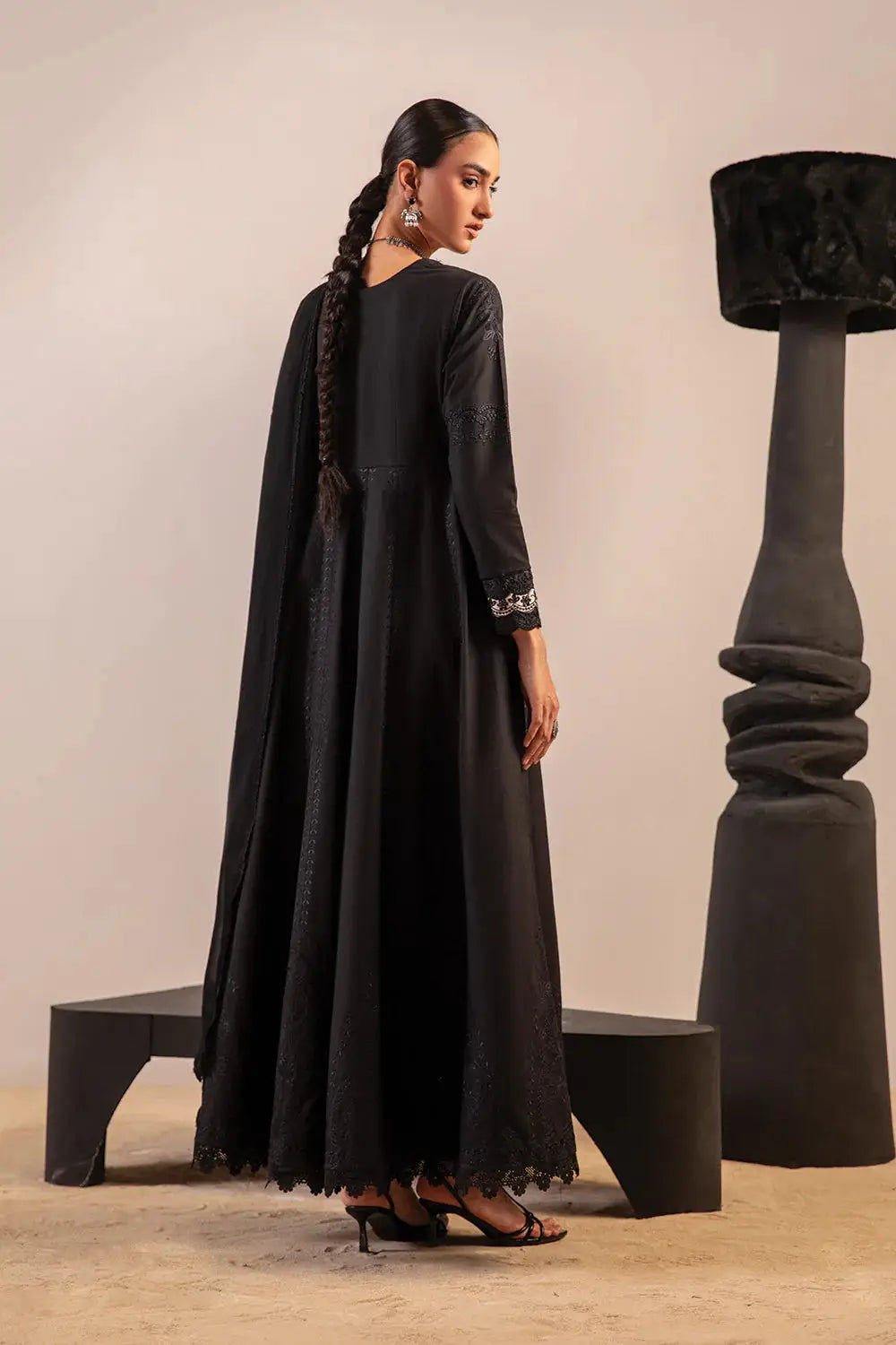 MOIRA - MSS6069-17