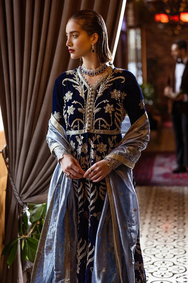 MUSHQ BLACK VELVET - Radiant Outfit highlighting the detailed embroidery work on the bodice and sleeves with zari and sequins. The velvet texture enhances its regal appeal.