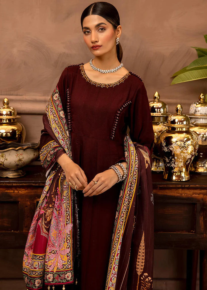 RR-8085 Three Piece Jacquard Dhanak Embroidered Suit Rangreza