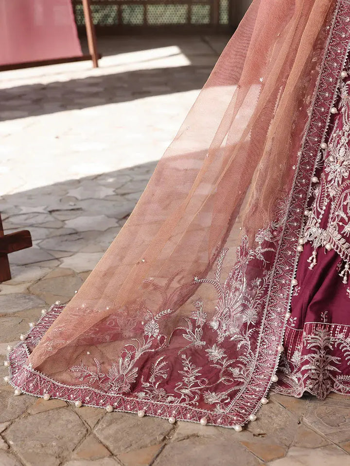 Organza maxi with embroidery and pearls