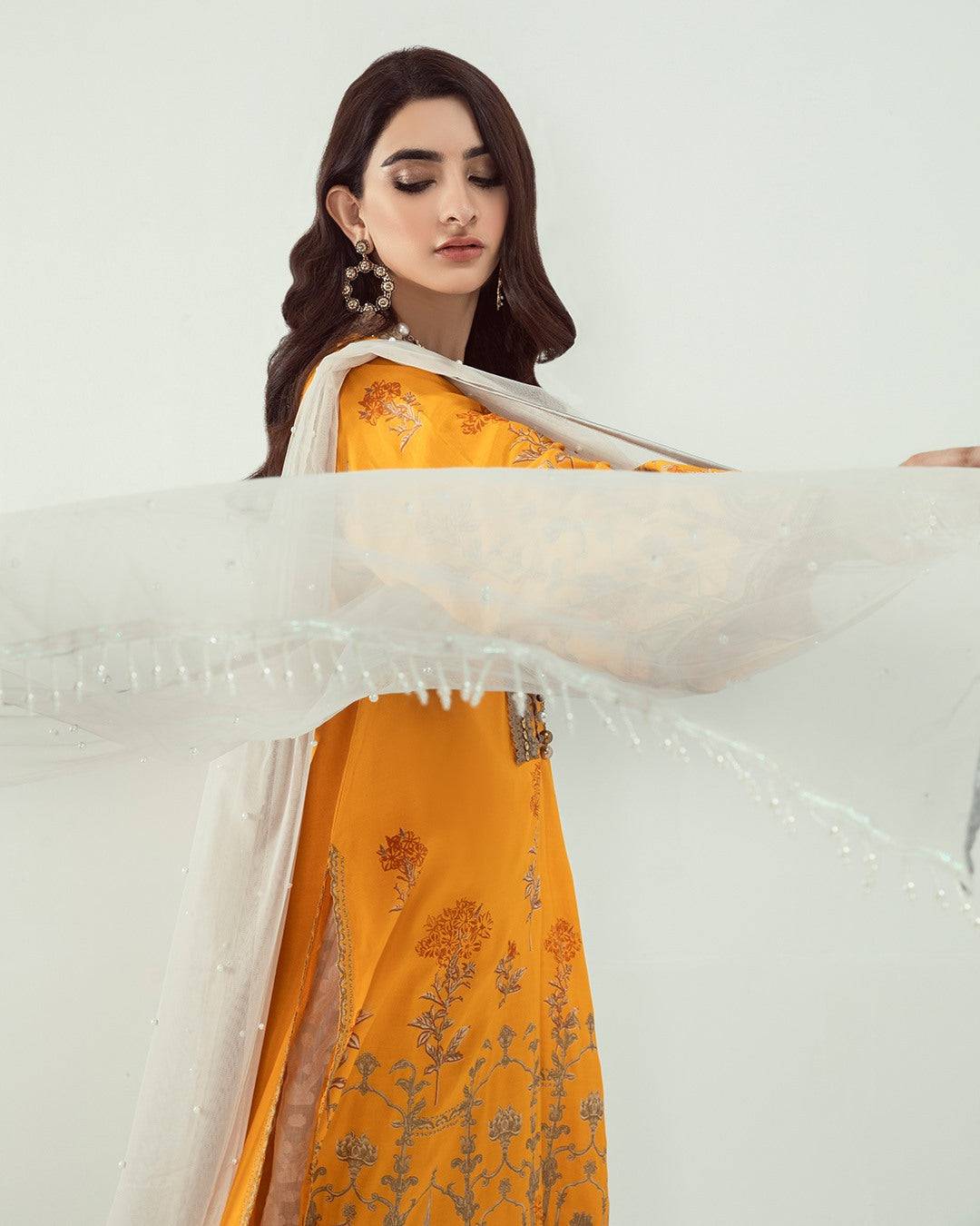 Shop Brands Pakistani Dresses For Women From RANGREZA USA