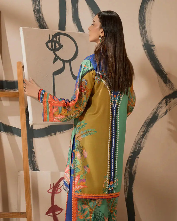 Close-up back detail of 2 Piece Outfit EA-21 showing printed raw silk fabric with floral and geometric motifs in a co-ord set design.