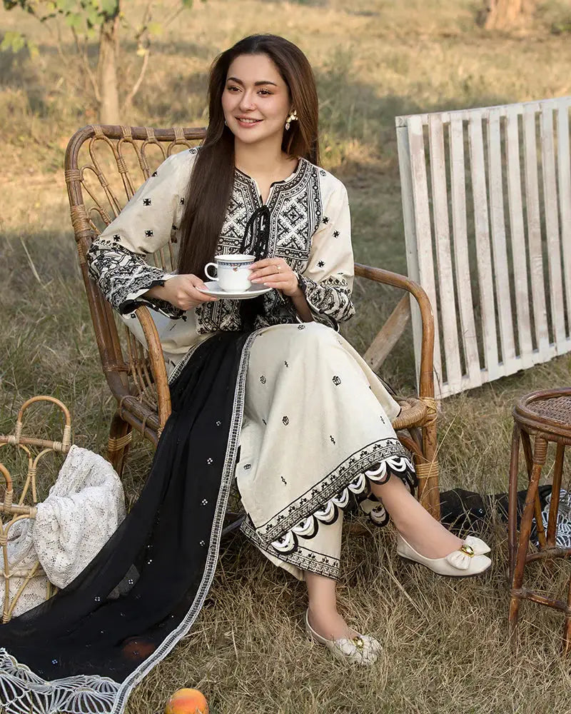 RANGREZA JANAN RR-996 - Traditional Pakistani Dress RANGREZA JANAN RR-996 - Traditional Pakistani Dress