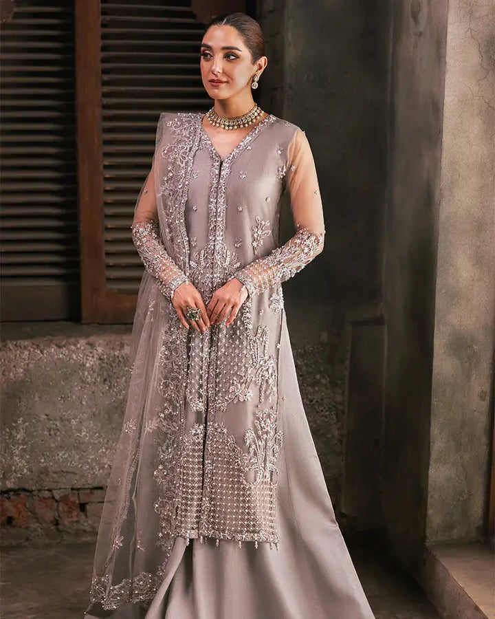 Close-up of AL-4275 RAANI net dupatta with delicate embroidery and pearl detailing, part of Pakistani ceremonial clothing set by RANGREZA.