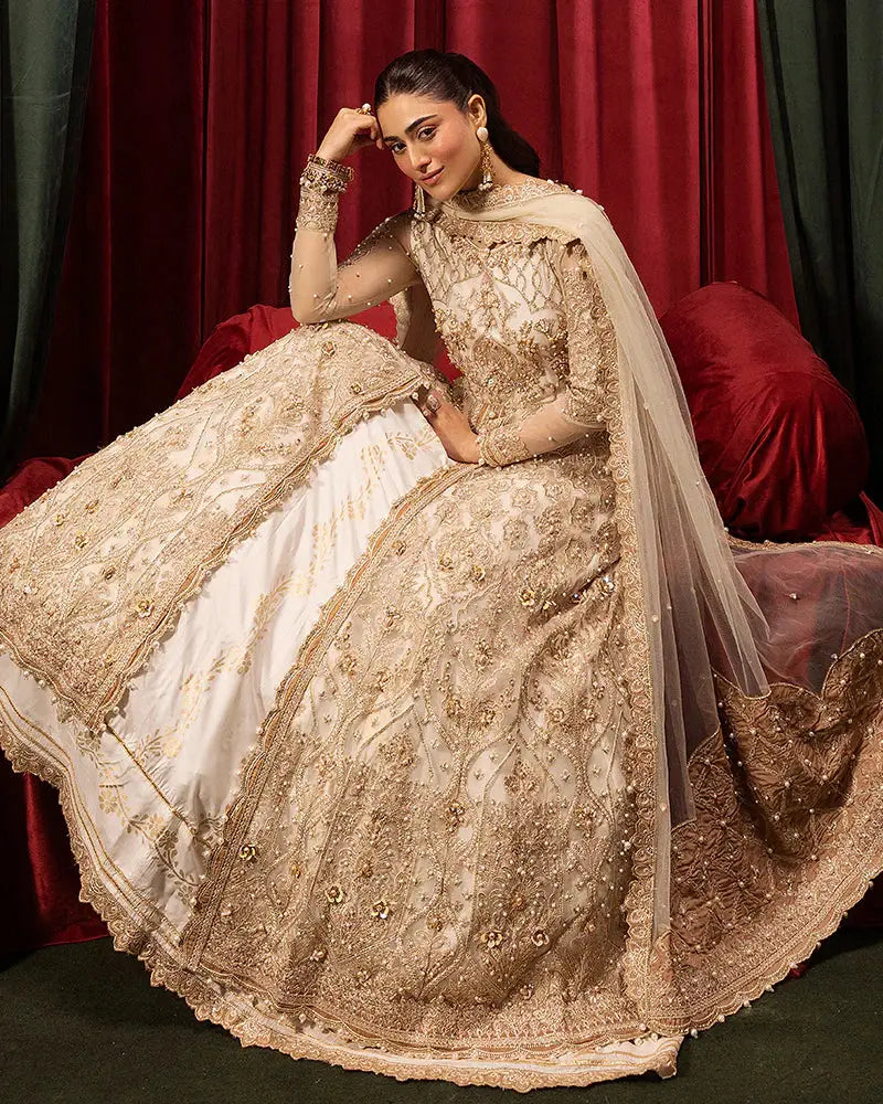Stylish wedding dress AR-109-30 featuring a dupatta