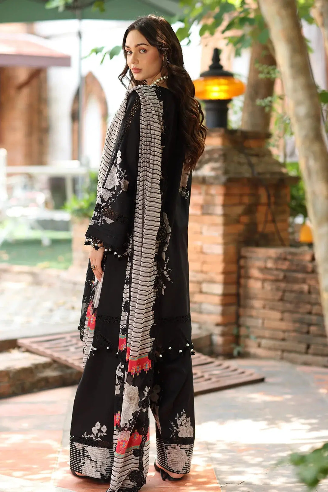 3-PC Unstitched Embroidered Lawn | RM6-02