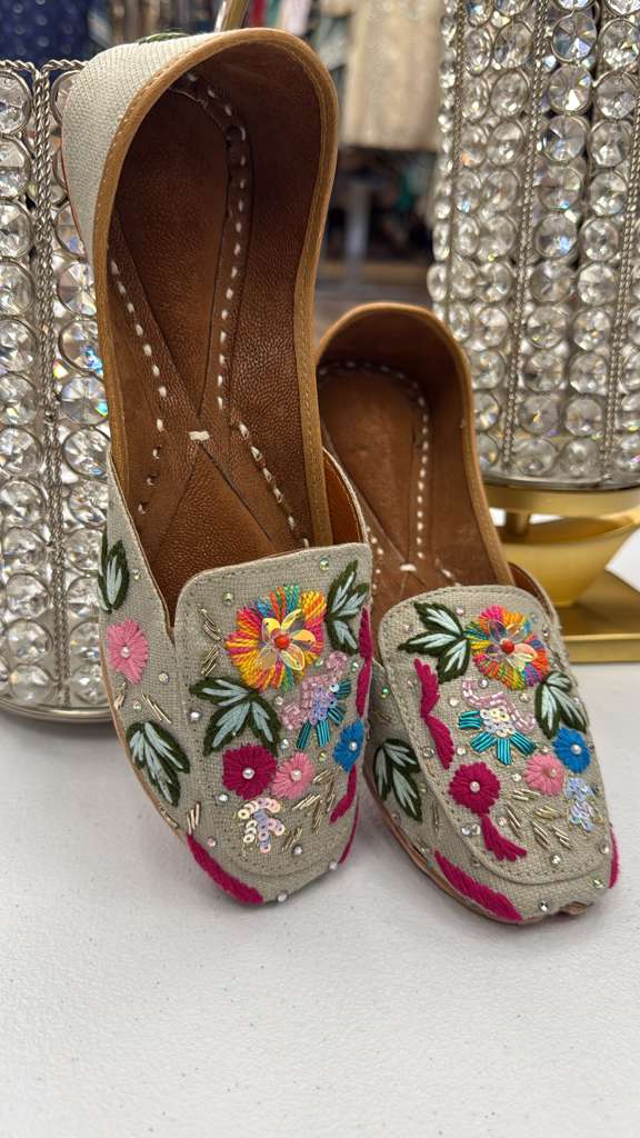 Handcrafted Khaas Multi Jutti khussa shoes featuring colorful threadwork and bead detailing, ideal for ethnic and casual wear in women's flats.