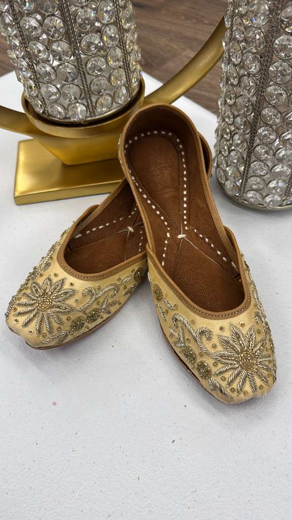 Raeesa Golden Jutti - Pakistani Khussa Shoes with intricate gold floral beadwork and sequins, traditional flat footwear for women.