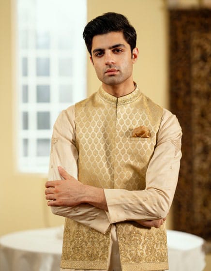 J. GOLDEN BLENDED WAISTCOAT | JJVC-A-48268-13