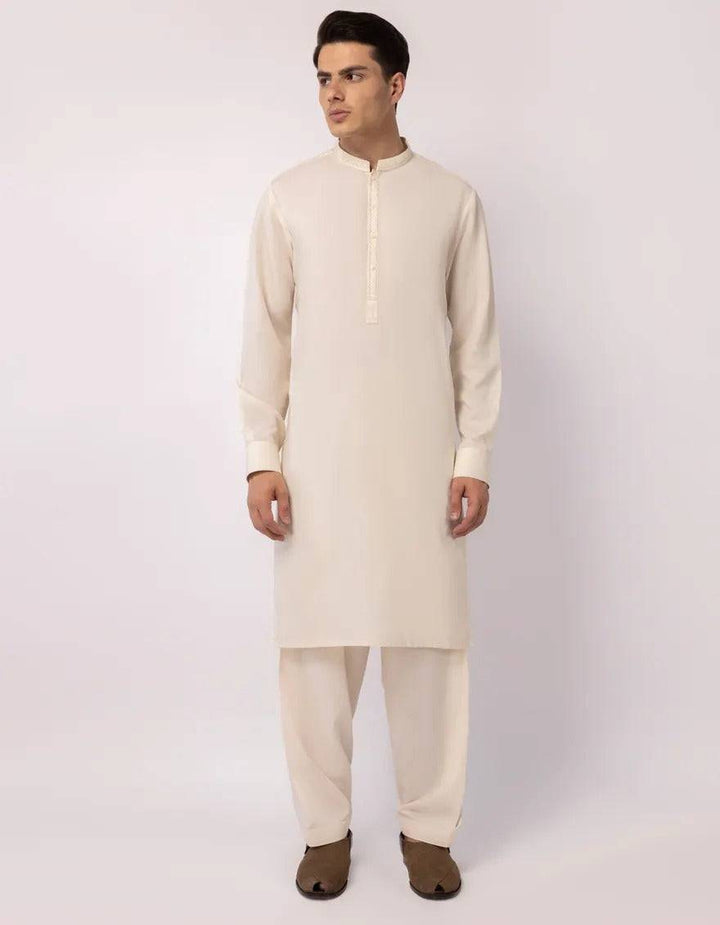 Off-White semi-formal men's kurta with embroidery