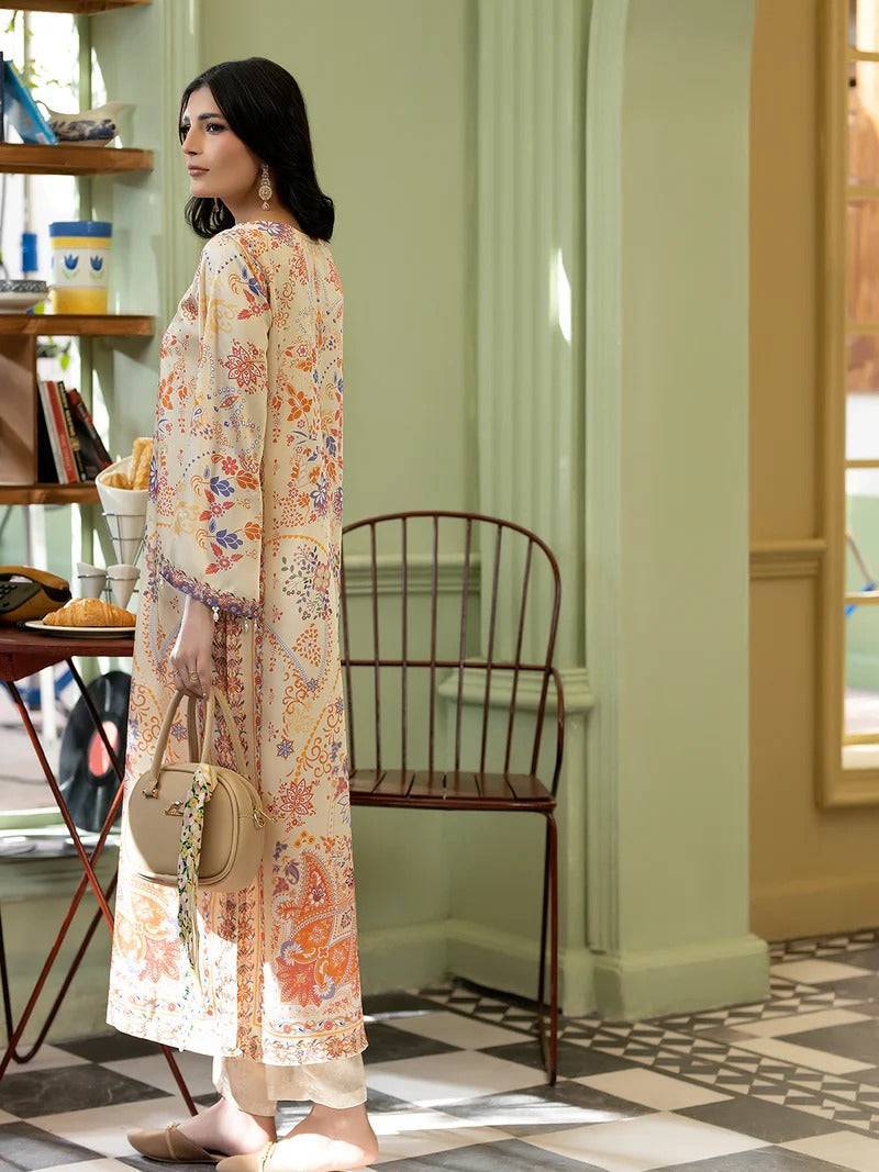 Side view of Rangreza Women Silk 2 Piece with floral print