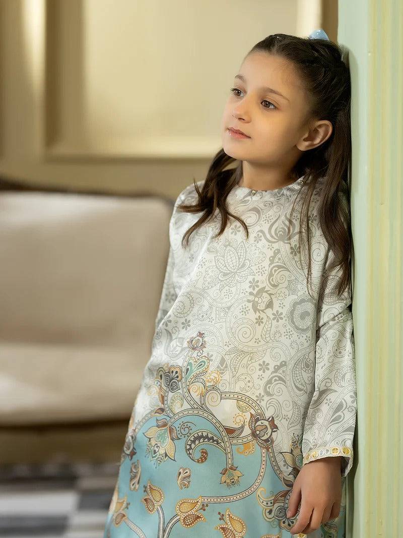 Girl wearing Rangreza Silk 2 Piece in a stylish outfit, front view