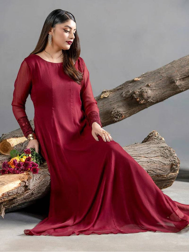 Elegant maroon chiffon dress with lace cuffs and flowy bottom for women
