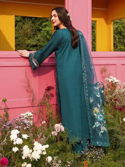 Back view of teal embroidered kurta with floral dupatta