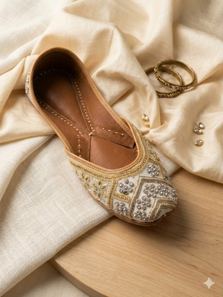 Dilruba Scroll Embroidery Women&