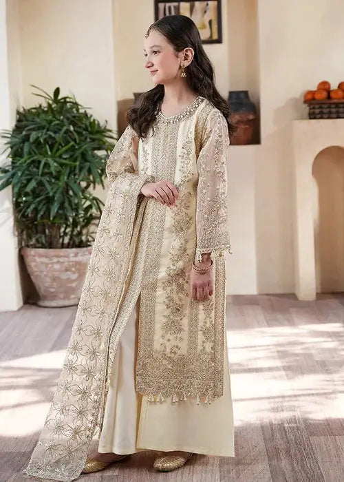 Side profile of Rangreza Girls Wedding Kurta Set showcasing elegant embroidery and festive design in girls ethnic wear.
