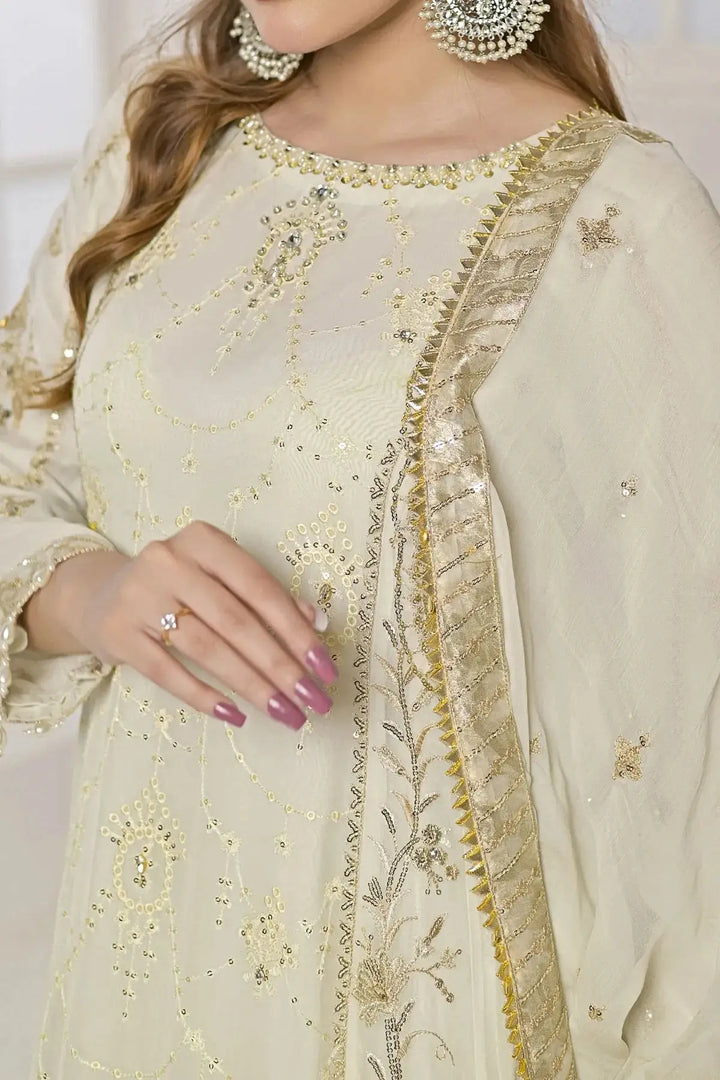 Detailed neckline and dupatta border of Rafia Chiffon Dress with shimmering embellishments for a refined luxury look.