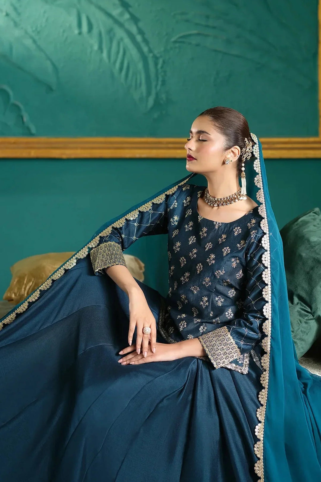 Rangreza HR-496 green chiffon embroidered 3 piece suit